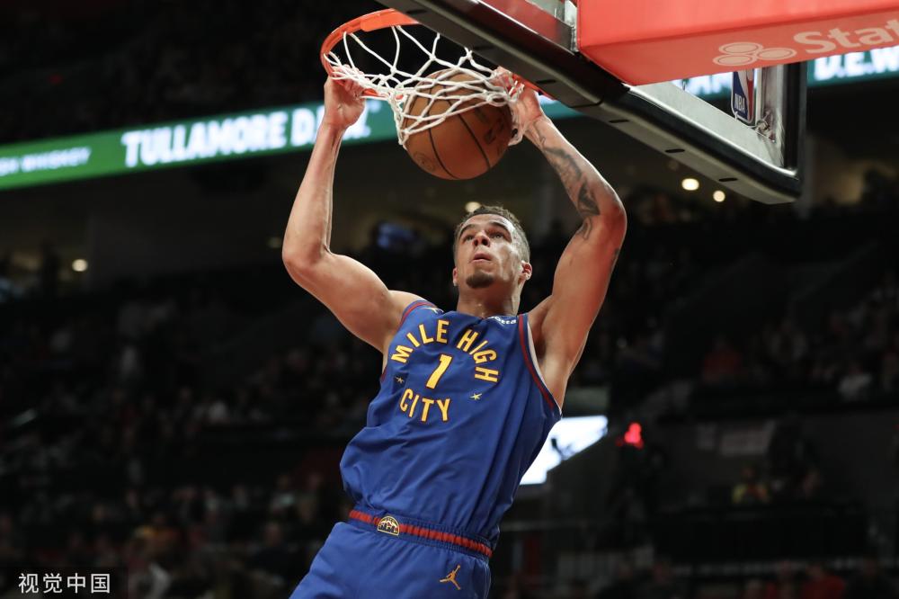 战术布局更 战术布局更