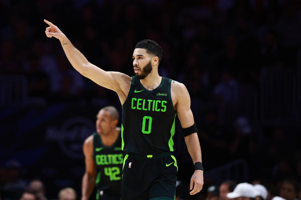 绩波动曾让 绩波动曾让