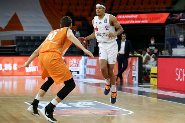 能够零封他 能够零封他